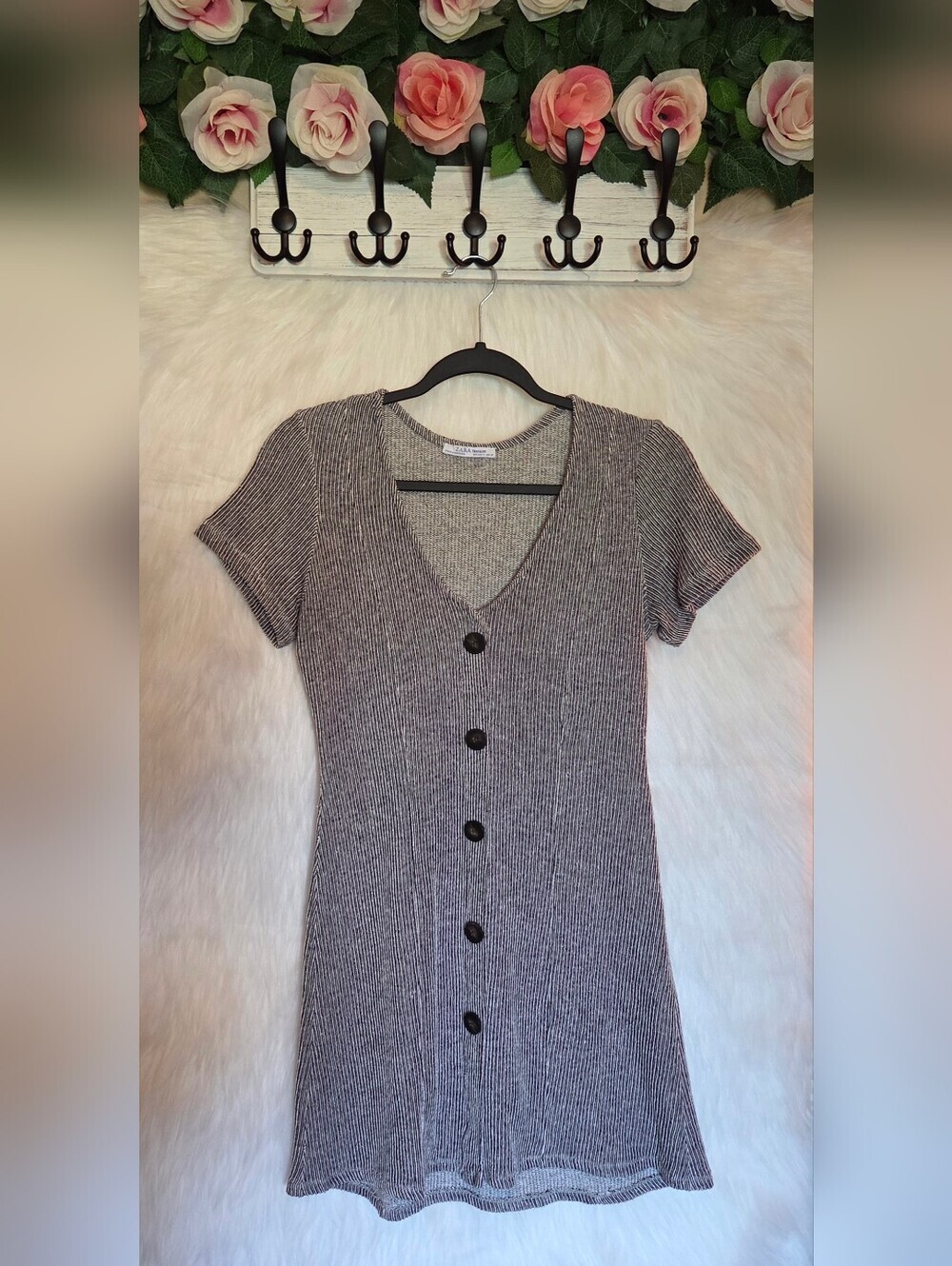 *Rare* 90s Vibes Zara Trafaluc Black & Gray Ribbed Button-Front Mini Dress